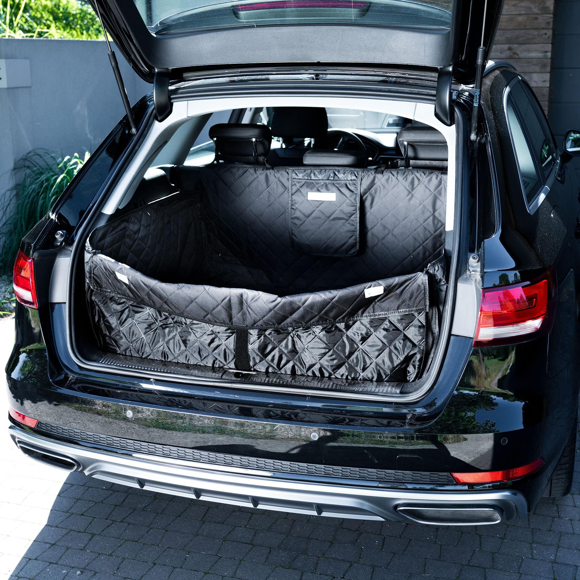 Autoschondecke von BedDog® für den Rücksitz oder Kofferaum